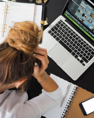 스트레스 때문에 소화도 안되고 살도 찌고, 잠도 잘 못 잔다고? 